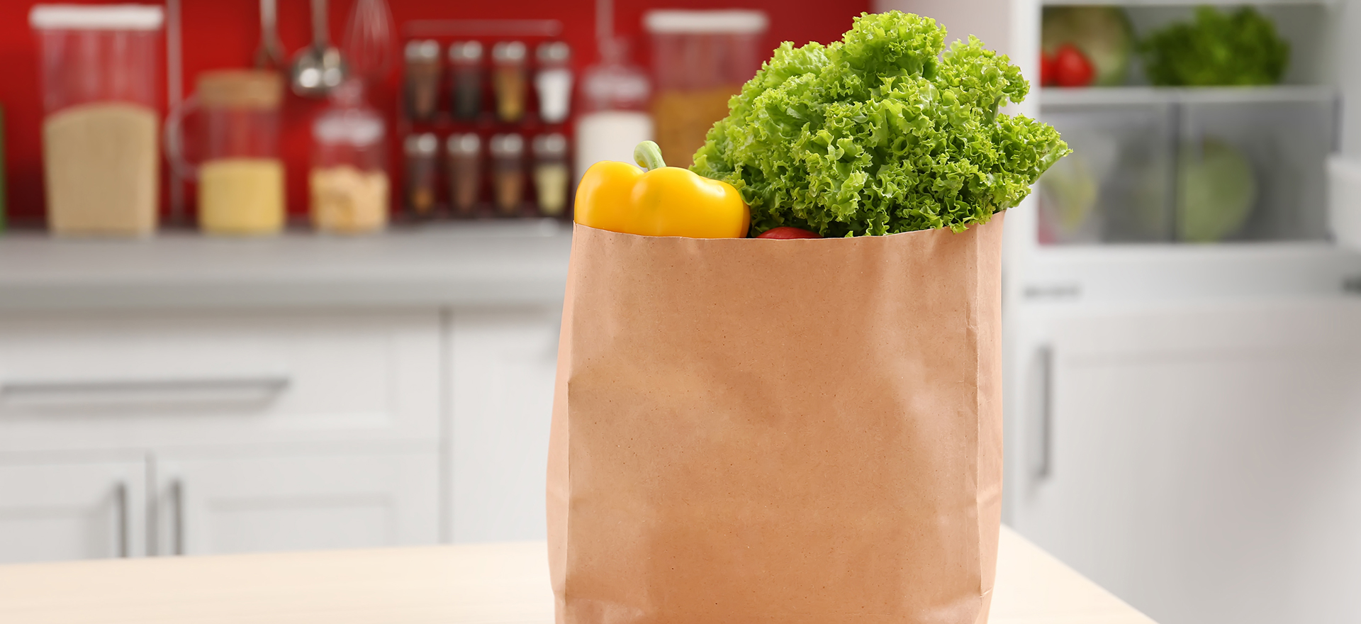 Apprenez à faire votre sac en papier pour votre bac de compost